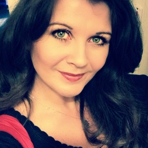 FionaMain's avatar